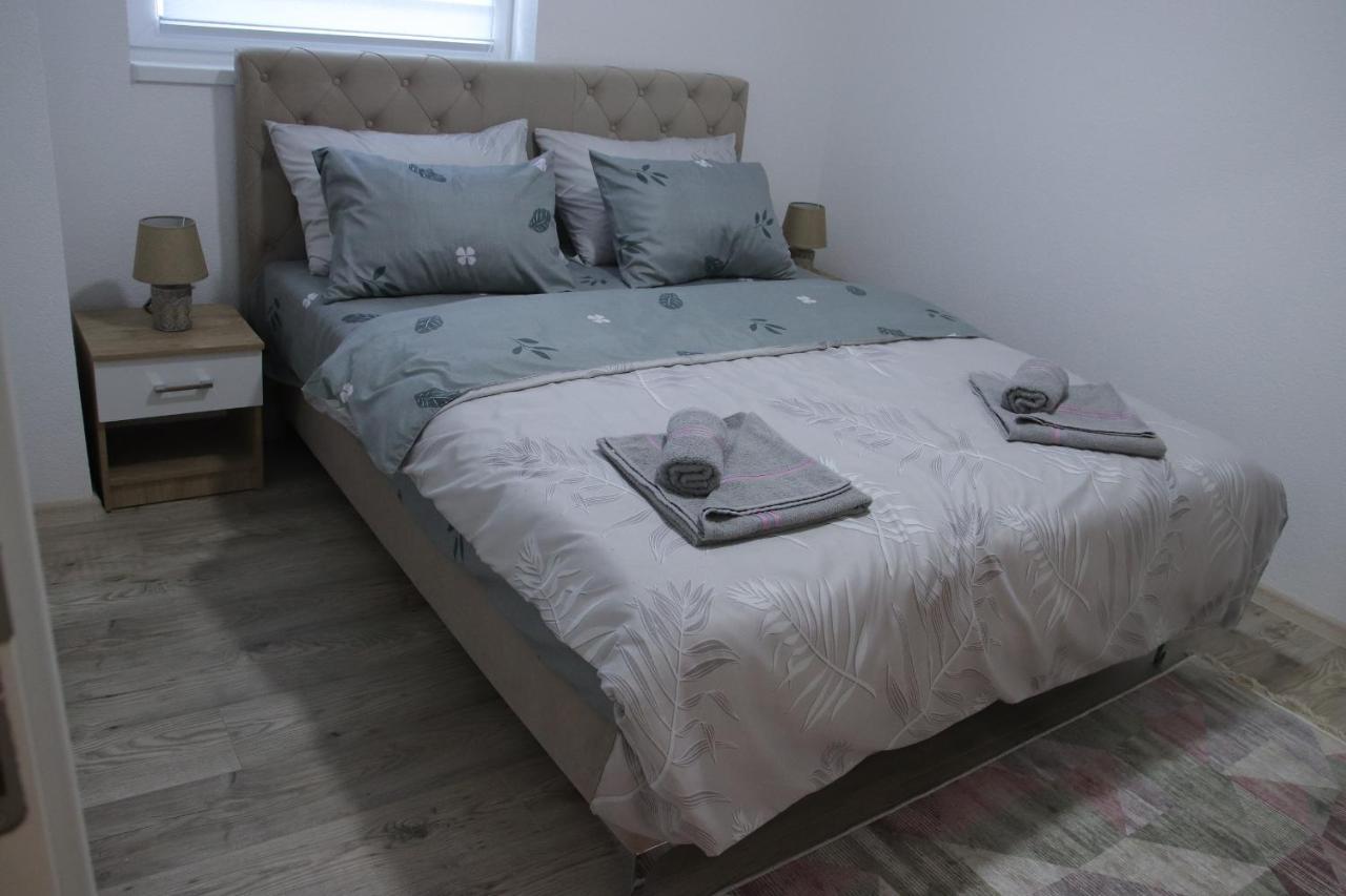 Apartmani Golub 리브노 외부 사진